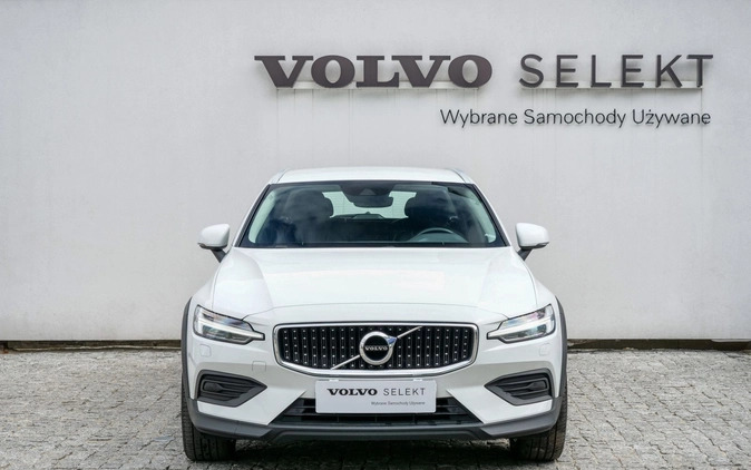 Volvo V60 Cross Country cena 144900 przebieg: 96700, rok produkcji 2020 z Słupsk małe 436